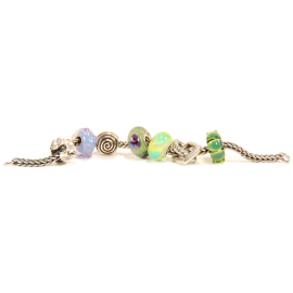 Αλυσίδες (0)